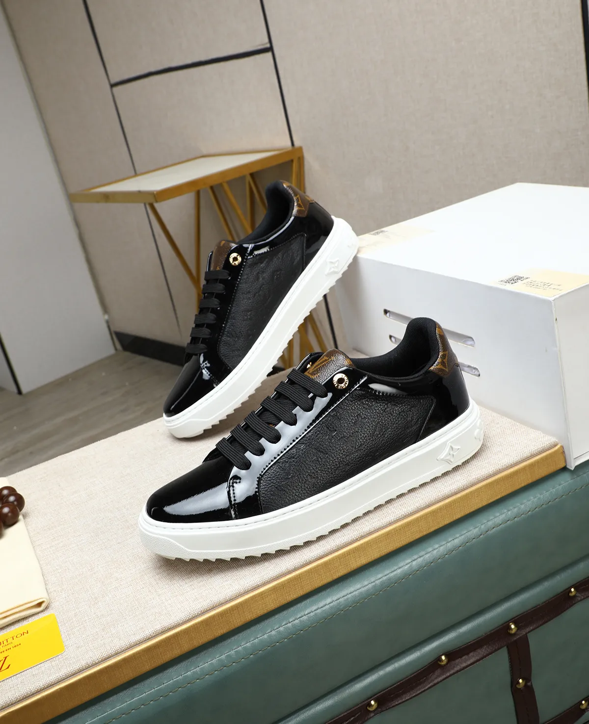 Men's men's shoes 💰540 📛📛(Niuli) high-end [LOUIS VUITTON] Louis Vuitton official website synchronized new products 👟Milan fashion catwalk style 🇰🇾🇰🇾LV family logo, celebrity style, a must-have for fashionistas ⚠️Top-layer calfskin ➕Cow leather lining ➕Mesh lining Official website original special outsole👞Number 38-44